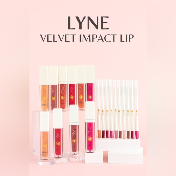 Matte Lipstick Kit Makeup Cosmetic Hyaluronic Acid Aloe Vera Pigment Sunscreen - Picture 4 of 16